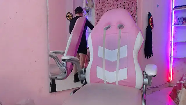 Littlecat_1's cam snapshot