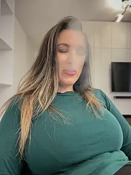 HotXMom's cam snapshot