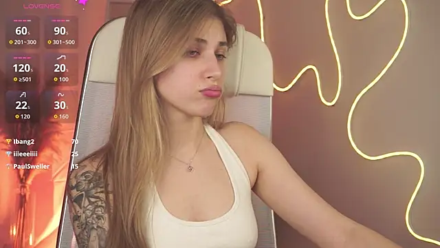 EllieCutes live sex cam