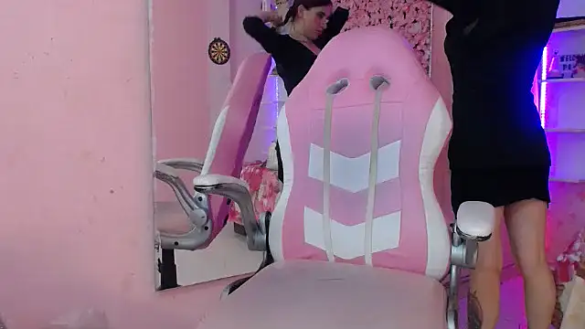 Littlecat_1's cam snapshot