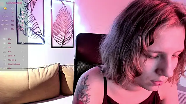 Hailey_Foxy's cam snapshot