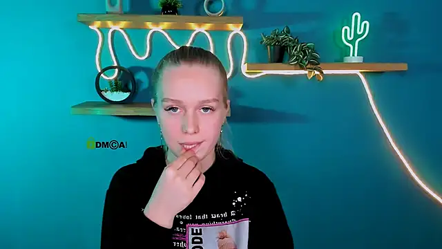 megan_cold's cam snapshot