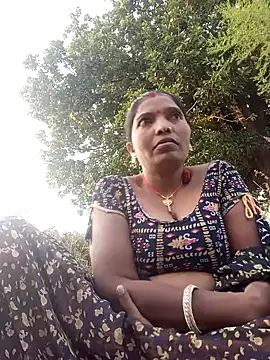 Jivika_Jaiswal's cam snapshot