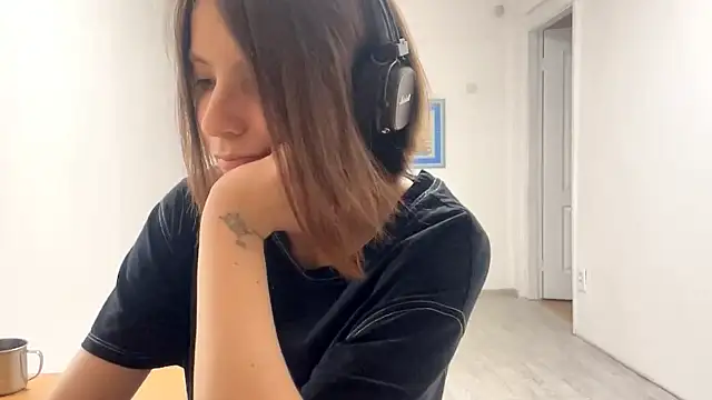 KindraScullion's cam snapshot