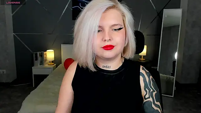 shadow_purr's cam snapshot