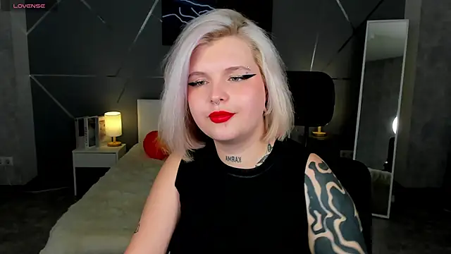 shadow_purr's cam snapshot