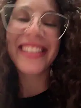 JhenneRouge live sex cam