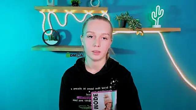 megan_cold's cam snapshot