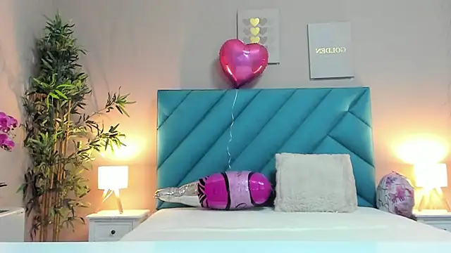 HaileyVice's cam snapshot