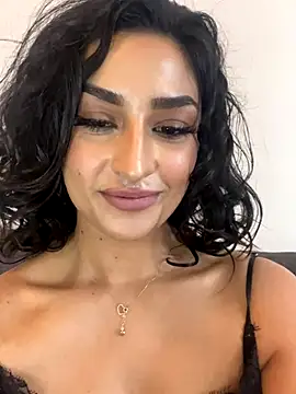 Mia_spicyy's cam snapshot