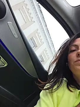 Risky_woman's cam snapshot