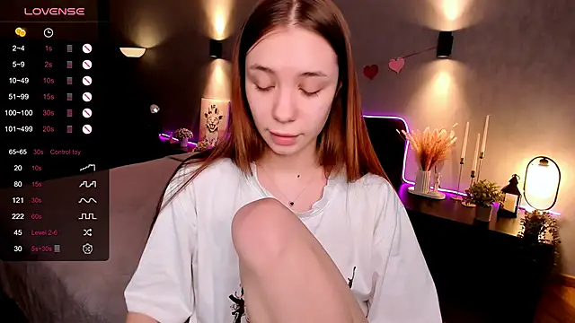 MilliBrown_'s cam snapshot