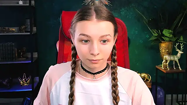 JulieDaniel's cam snapshot