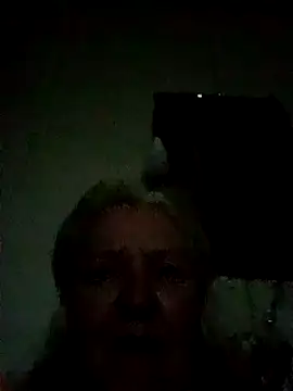 LoveCupid5451's cam snapshot