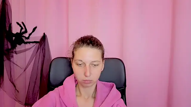 CuteEllii's cam snapshot