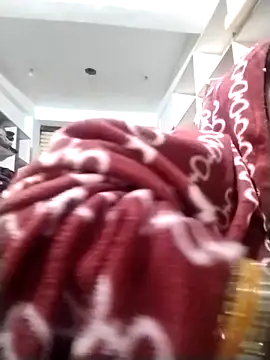 Hami705's cam snapshot