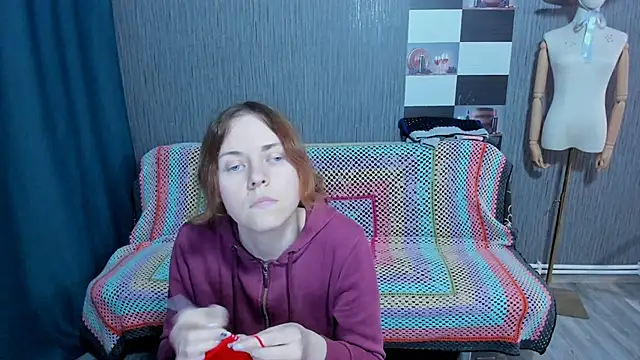 pa1e_pr1ncess's cam snapshot