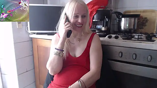 martachatte's cam snapshot