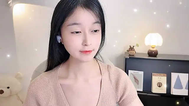 Onechestnut's cam snapshot