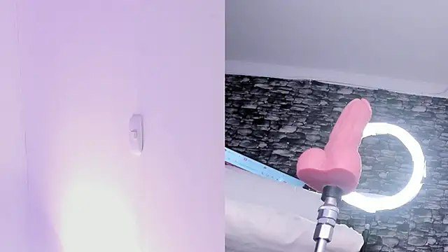 zoe_backer's cam snapshot