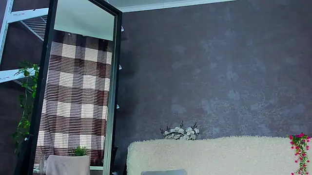 lola_sky69's cam snapshot