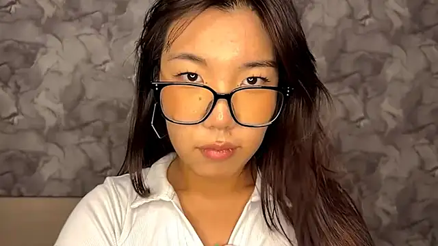 EsterCassius's cam snapshot