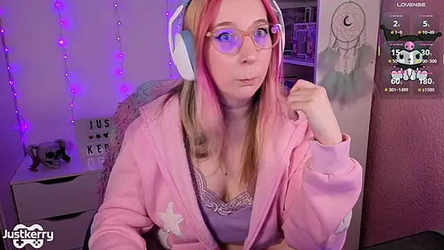 JustKerry's cam snapshot