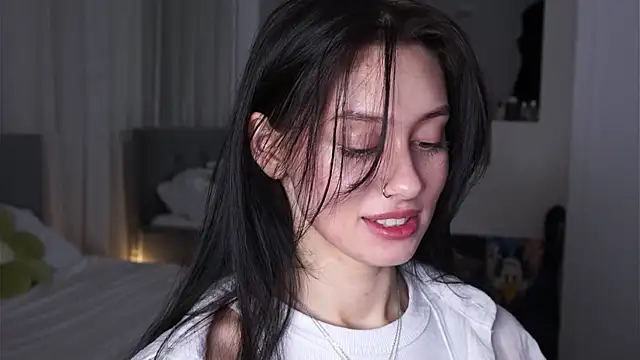 MarvisKuhIo's cam snapshot