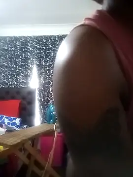 sluttylaura21's cam snapshot