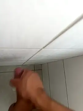 Safadin690's cam snapshot