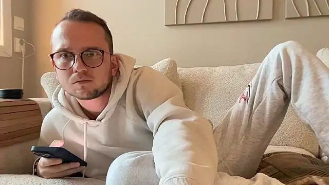 thehornyguy97's cam snapshot