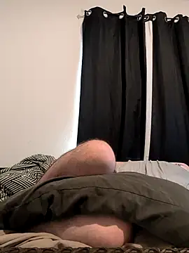 bear8t's cam snapshot