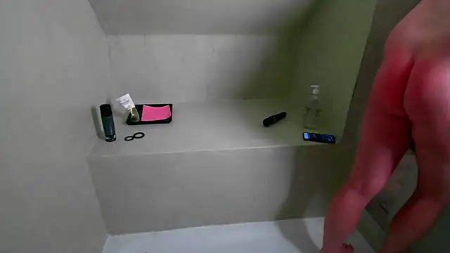 SexyGuy91420's cam snapshot