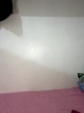 WildCherie's cam snapshot