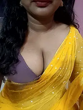 Keerthee_'s cam snapshot