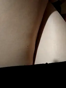 Zuky328's cam snapshot