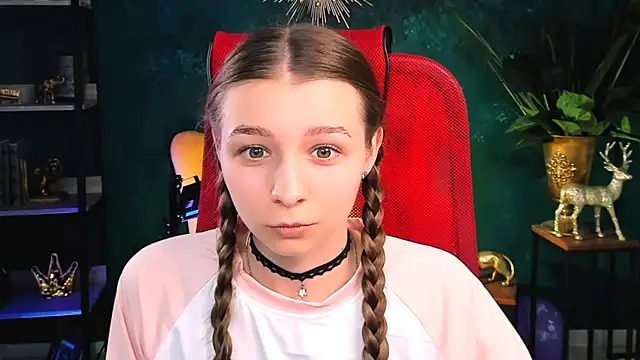 JulieDaniel's cam snapshot