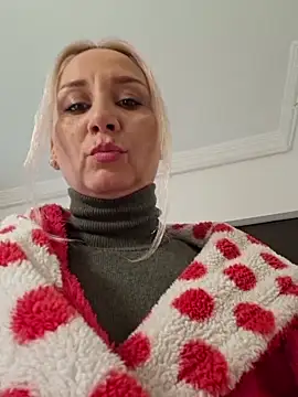 merlyn4's cam snapshot