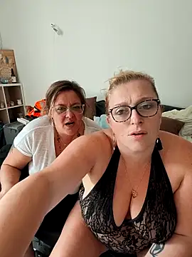 winniess40 live sex cam