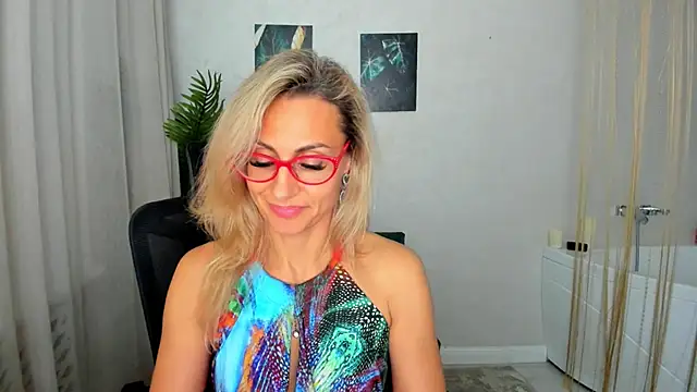 MuseOfStage's cam snapshot