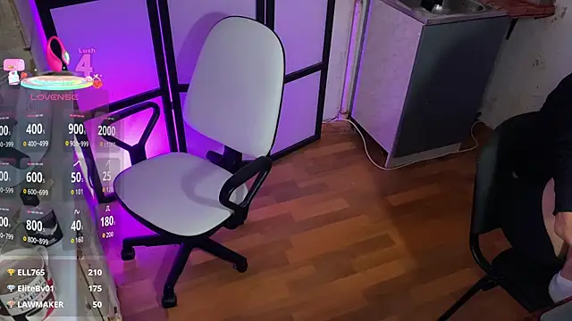 cutemilana_sexwife's cam snapshot