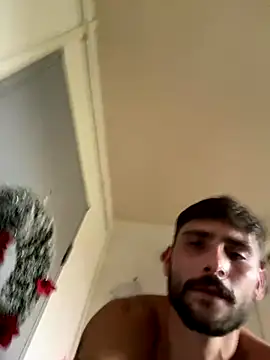 Hugo34bg live sex cam