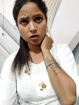 Anshika1431's cam snapshot