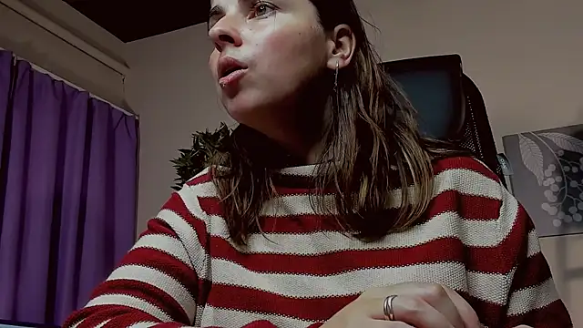 MartaEdams's cam snapshot