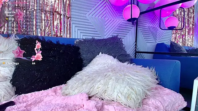 CinnamonHeat's cam snapshot