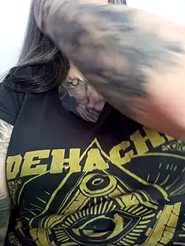 vamporasuccubus19777's cam snapshot