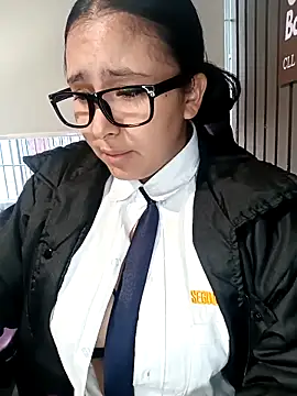 Cute_Penelope's cam snapshot