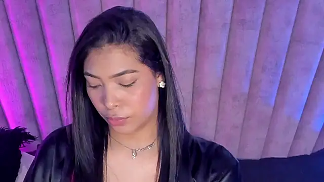 KarolRojas_'s cam snapshot