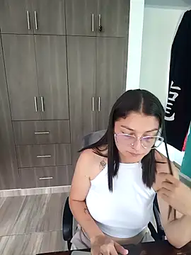 stivenlujan69 live sex cam