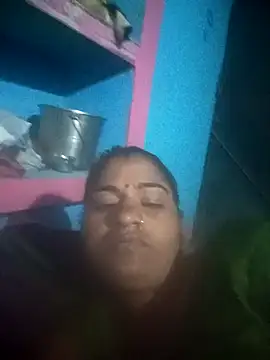 Hansini_Gowda live sex cam